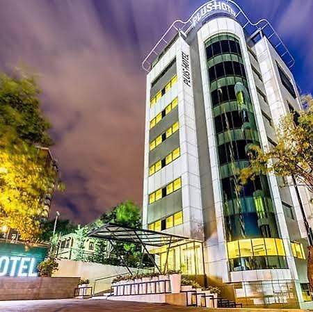 Plus Suit Atasehir Istanbul Exterior photo